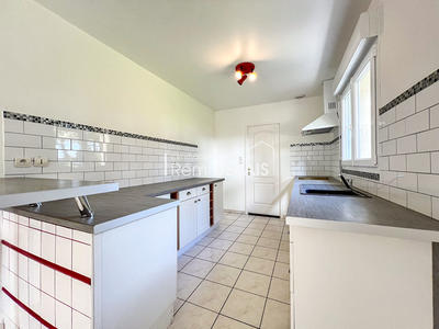 Maison - 117 m² - 6 pièces