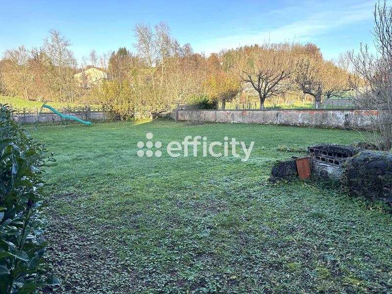 Maison - 215 m² - 8 pièces