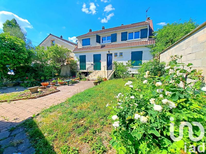 Maison - 128 m² - 7 pièces