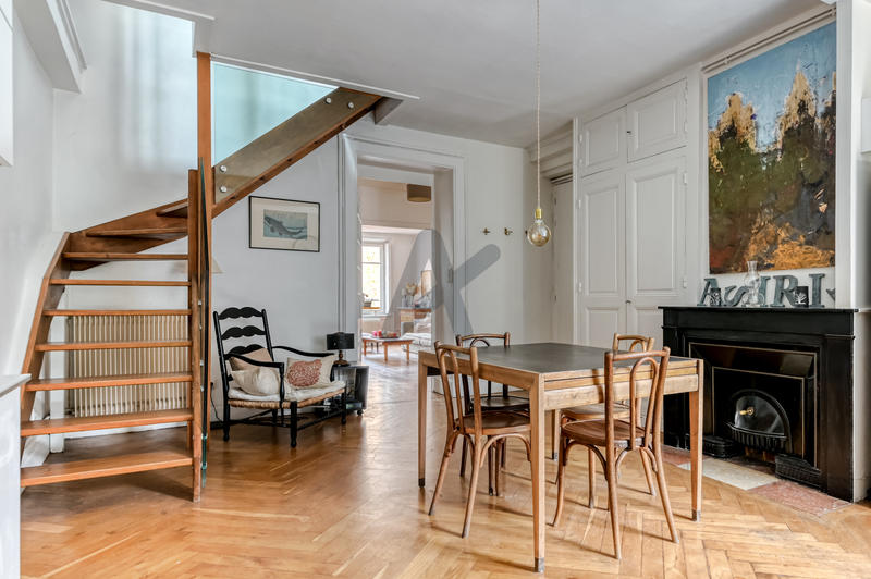 Duplex - 111 m² - 4 pièces