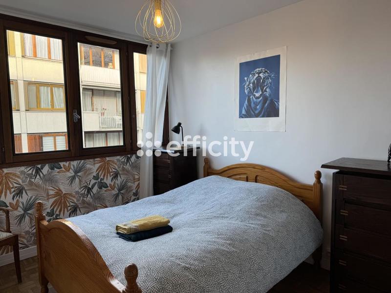 Appartement - 97 m² - 5 pièces