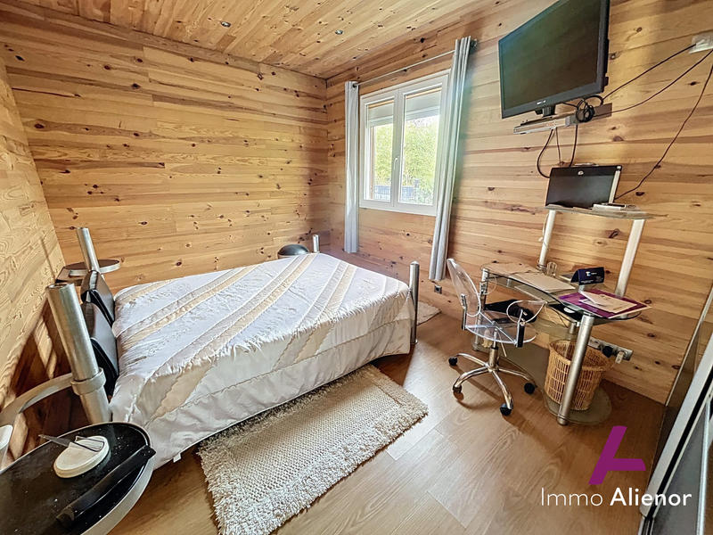 Maison - 92 m² - 4 pièces