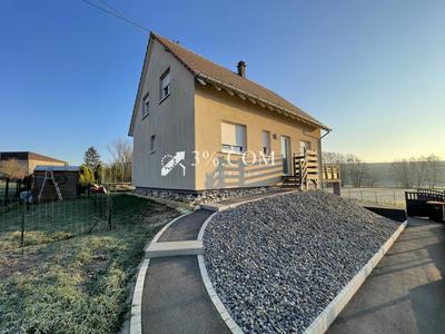 Maison - 117 m² - 6 pièces