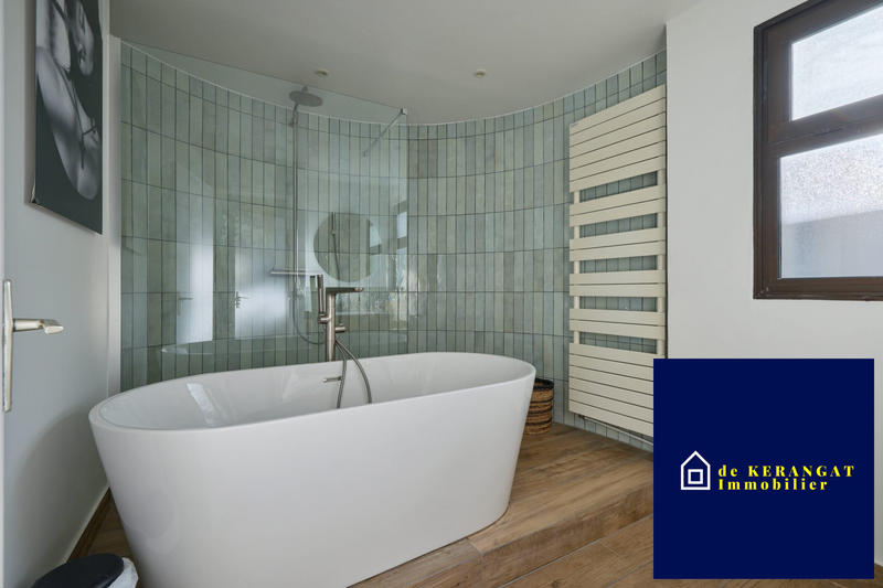 Villa - 238 m² - 8 pièces