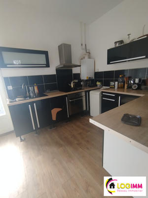 Maison - 85 m² - 5 pièces