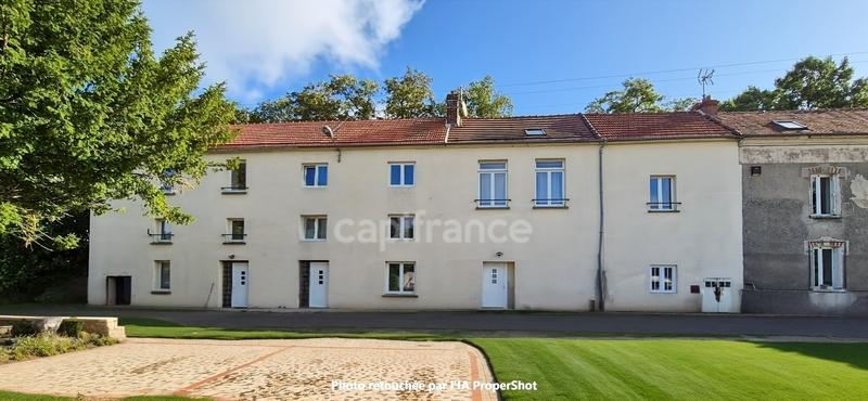 Maison - 262 m² - 14 pièces