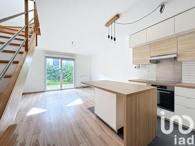 Maison de ville - 64 m² - 3 pièces