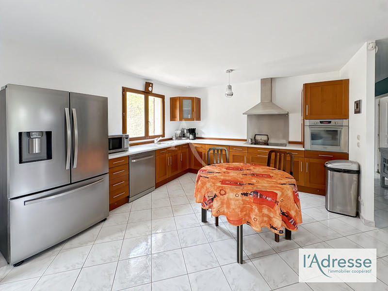 Maison - 140 m² - 7 pièces