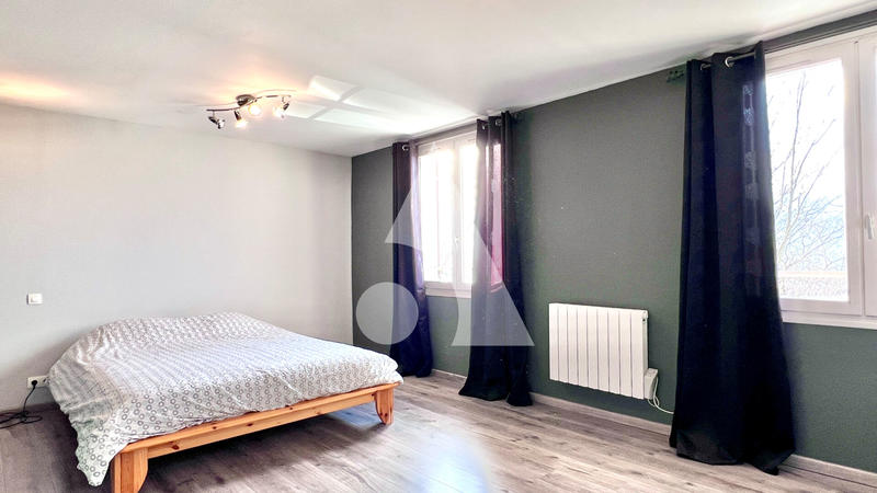 Maison - 165 m² - 5 pièces