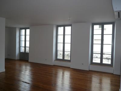 Appartement - 106 m² - 5 pièces