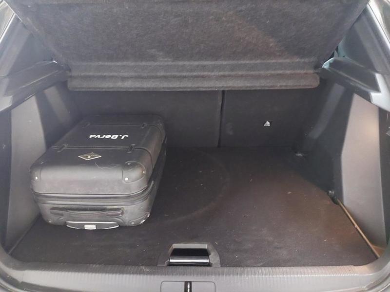 Peugeot 2008 Bluehdi 130 Eat8 Allure