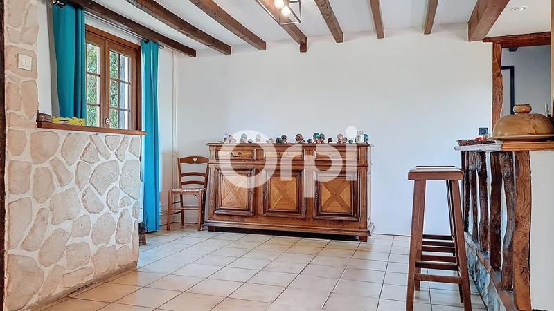 Maison - 176 m² - 8 pièces