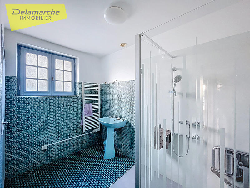 Maison - 288 m² - 12 pièces