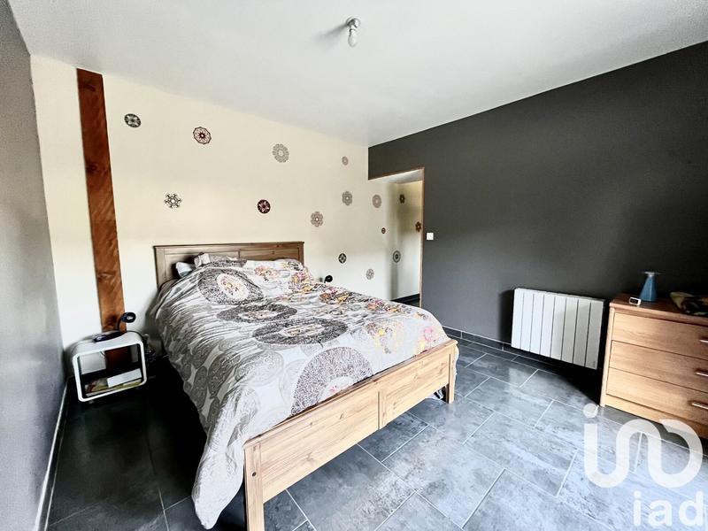 Maison - 222 m² - 7 pièces