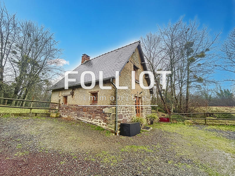 Maison - 240 m² - 10 pièces