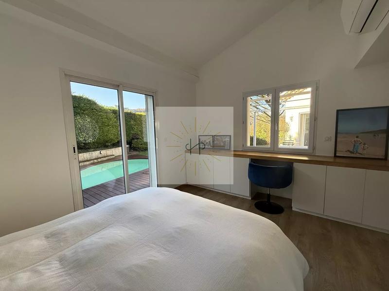 Maison - 173 m² - 7 pièces