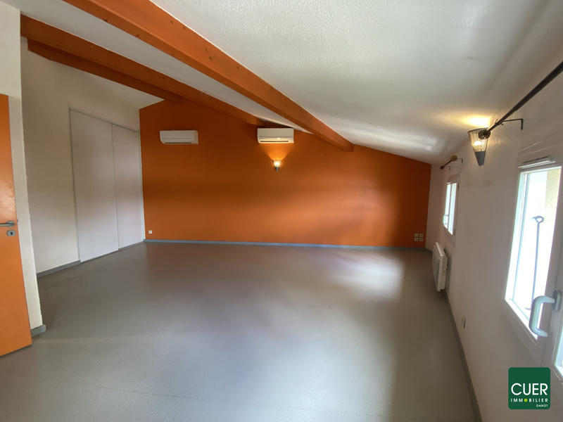 Appartement - 57 m² - 2 pièces