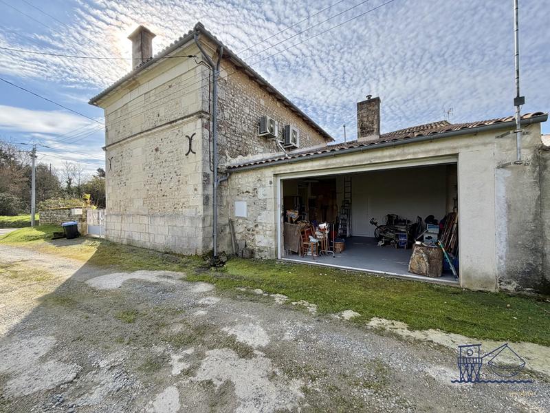 Maison ancienne - 117 m² - 4 pièces