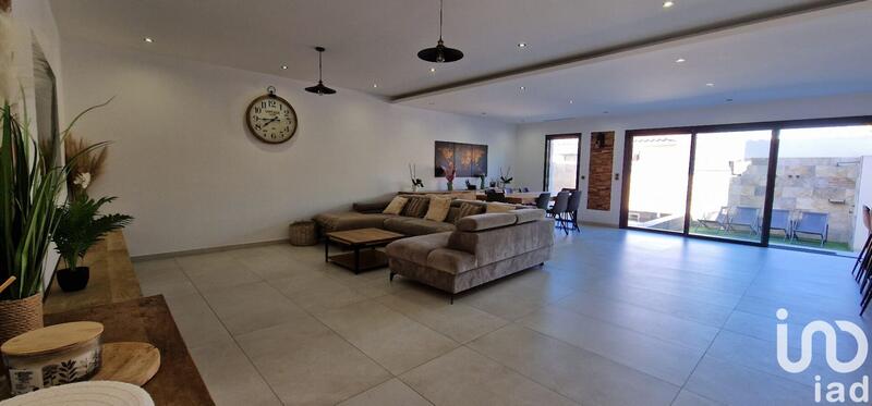 Maison - 142 m² - 5 pièces