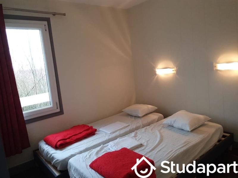 Chambre - 15 m² - 1 pièce