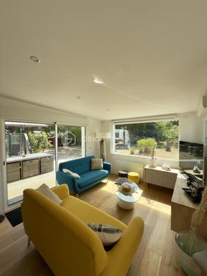 Propriété - 166 m² - 9 pièces