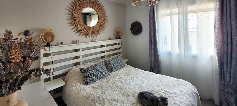 Maison - 90 m² - 5 pièces