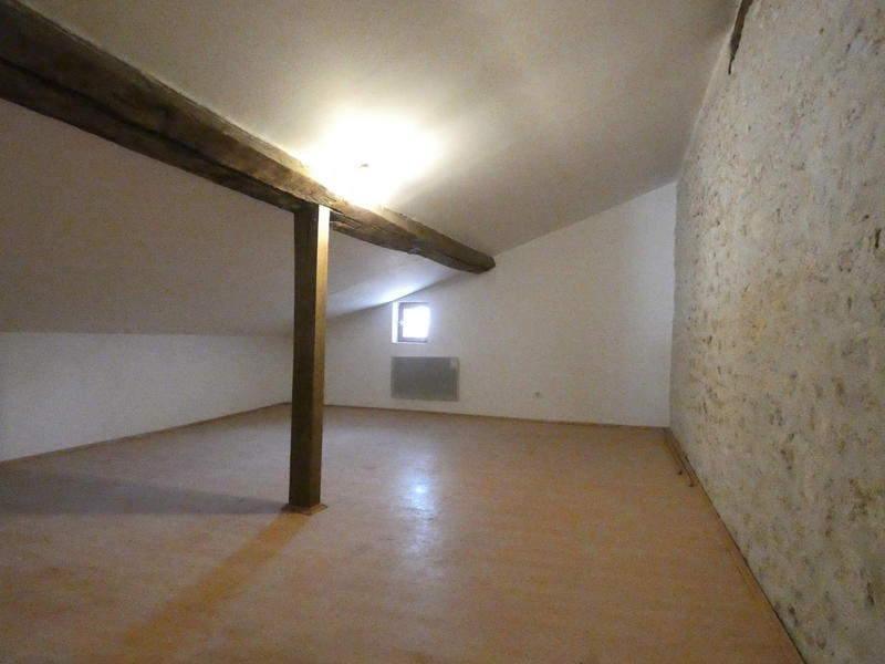 Maison - 219 m² - 8 pièces