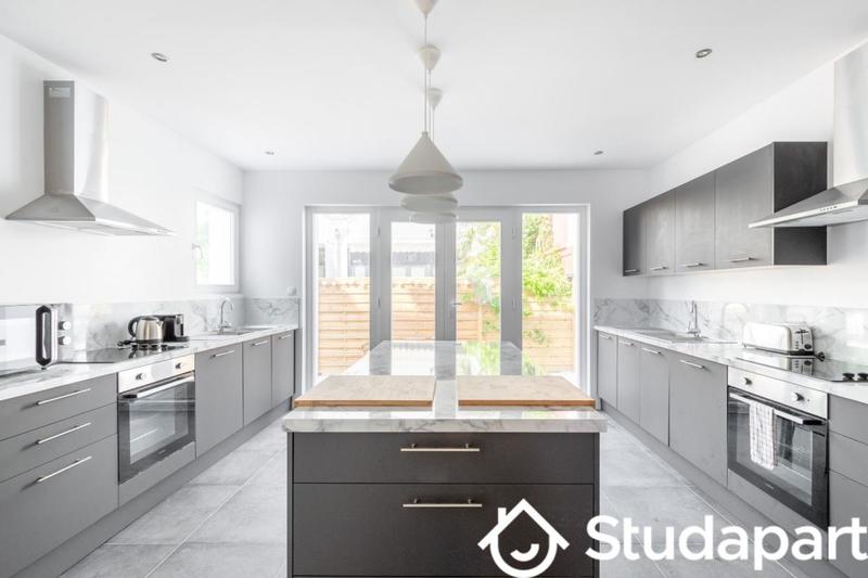 Chambre - 15 m² - 1 pièce