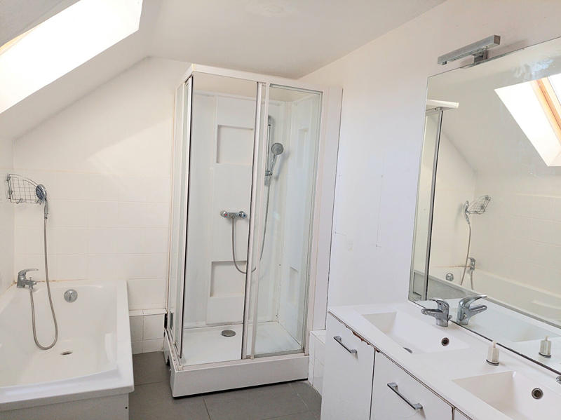 Appartement - 107 m² - 4 pièces