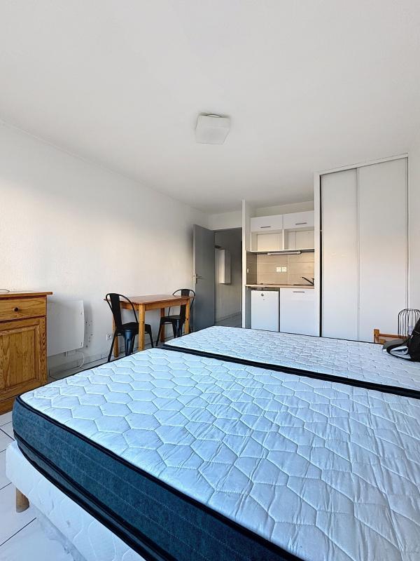 Studio - 23 m² - 2 pièces