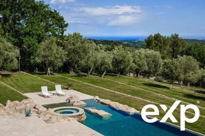 Villa - 625 m² - 10 pièces