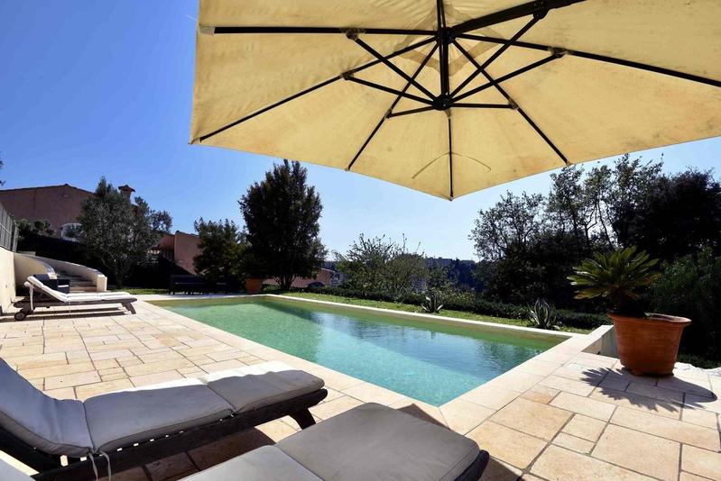 Villa - 174 m² - 4 pièces