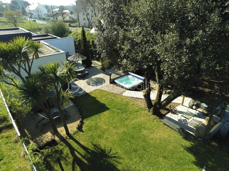 Maison - 107 m² - 5 pièces