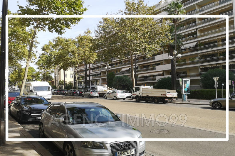 Parking / Garage - 13 m²