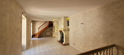 Appartement - 96 m² - 5 pièces