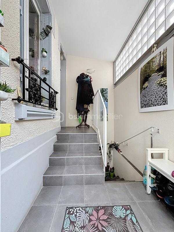 Maison - 89 m² - 5 pièces