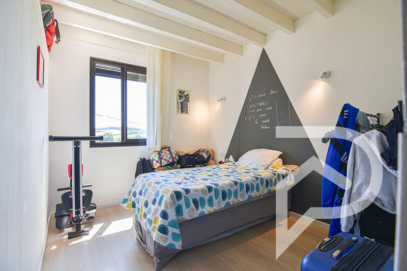 Maison - 162 m² - 7 pièces