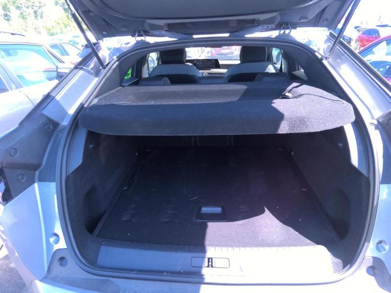 Peugeot 3008 III 1.2 Hybrid 145 E-Dcs6 Allure