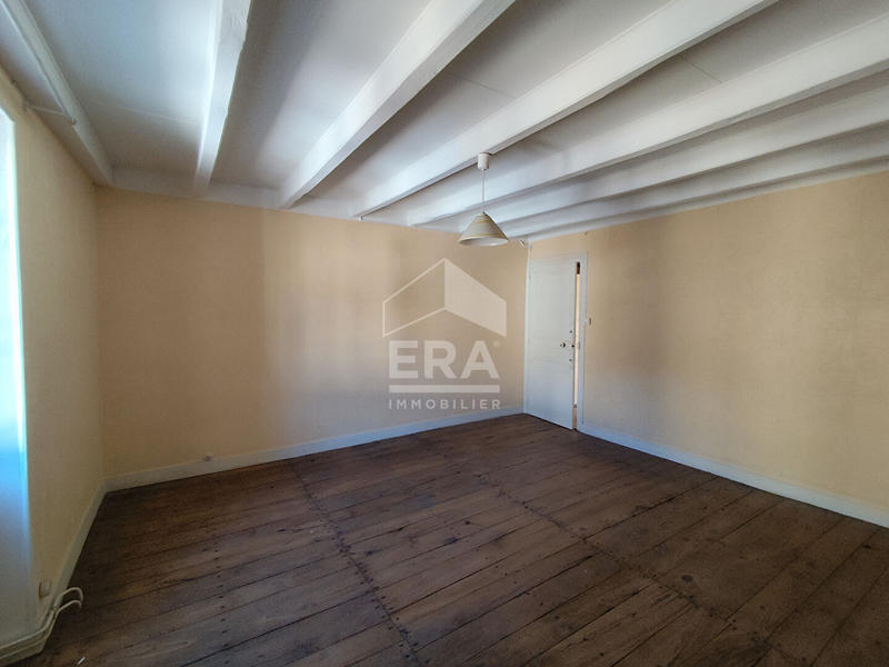 Maison - 188 m² - 8 pièces