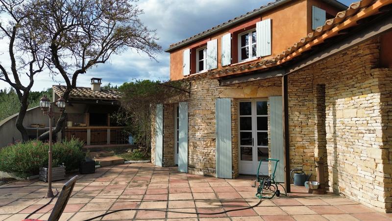 Villa - 215 m² - 5 pièces