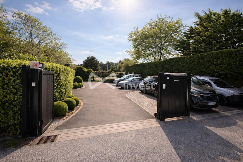 Bureau - 207 m² - 6 pièces