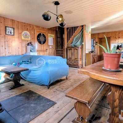 Maison de bois - 100 m² - 5 pièces