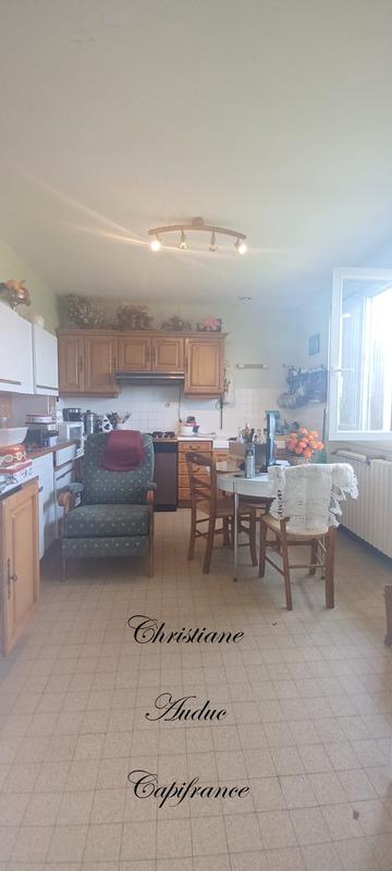 Maison - 93 m² - 4 pièces