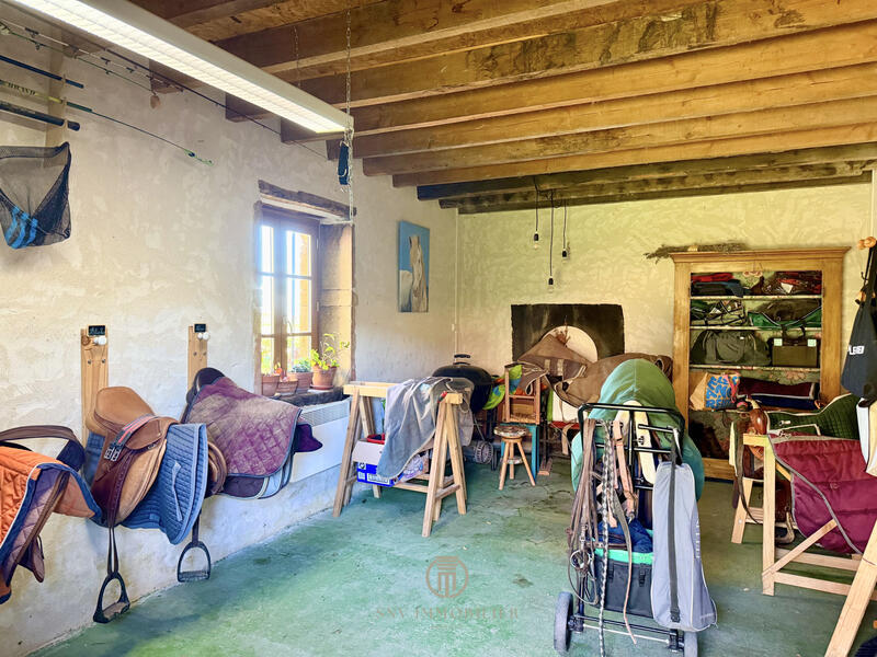 Propriété - 6 pièces