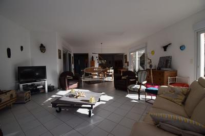 Villa - 228 m² - 7 pièces