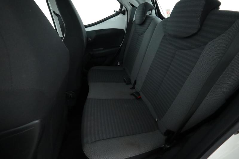 Toyota Aygo 1.0 Vvt-i X-Play 5p 72 ch