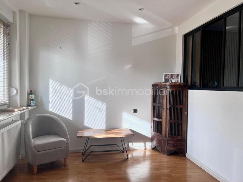 Appartement - 100 m² - 4 pièces