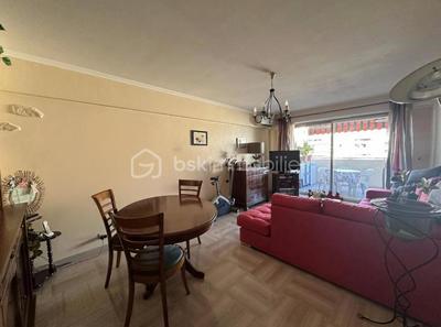 Appartement - 67 m² - 3 pièces