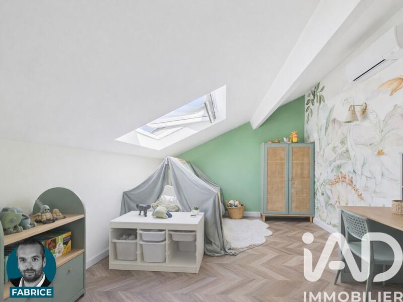 Maison - 110 m² - 5 pièces