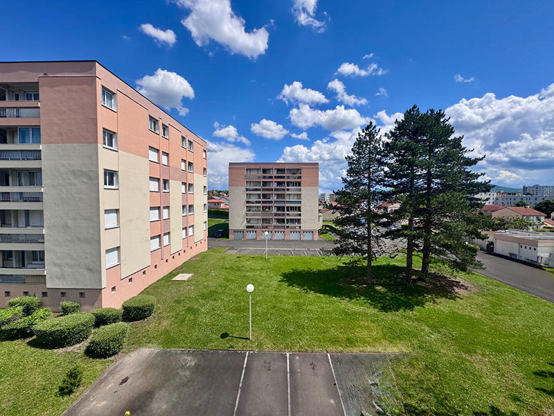 Appartement - 77 m² - 3 pièces